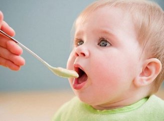 Ребенок не жует пищу: когда и как приучать ребенка жевать?