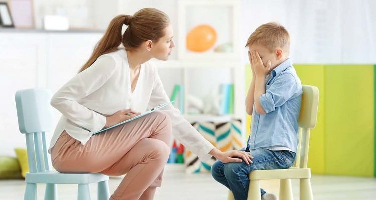 В каких ситуациях обращаться за помощью к детскому психологу?