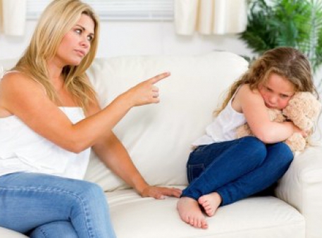 Грубейшие ошибки родителей в разговоре с детьми